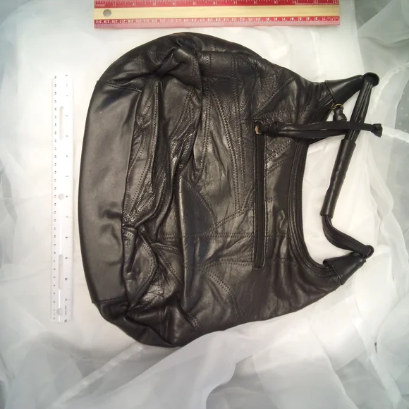 Vintage Black Leather Bag with Brown and Gold Accents - Picture 3 of 4